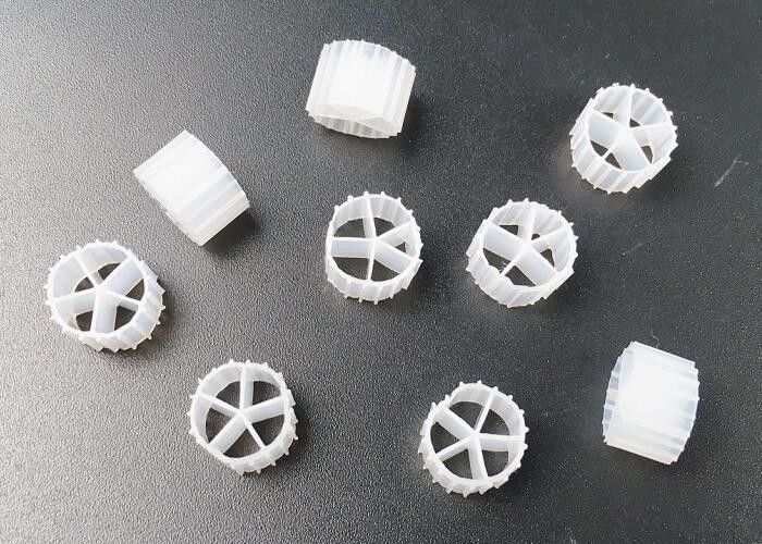 MBBR Ball Shock Plastic Filter Media BOD / COD And Nitrogen Removal