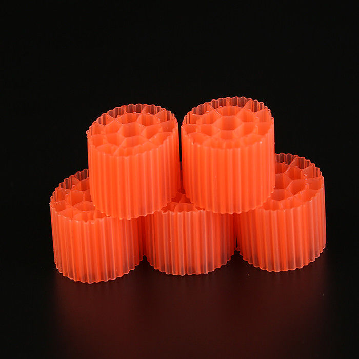Black Virgin HDPE Material MBBR Plastic Filter Media For Aquarium 25mm X 12mm