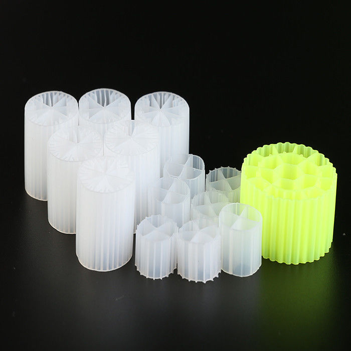 Black Virgin HDPE Material MBBR Plastic Filter Media For Aquarium 25mm X 12mm
