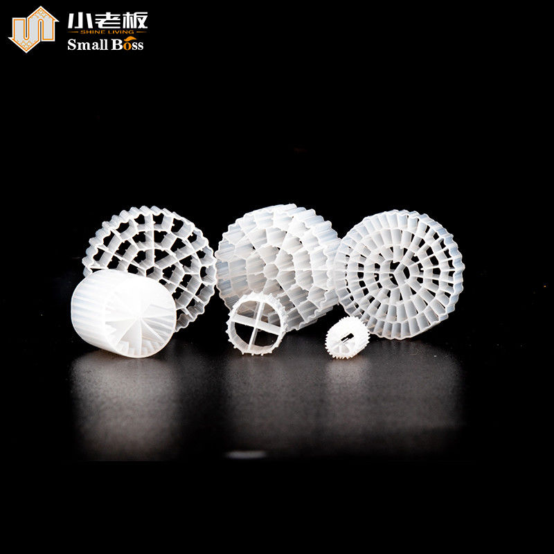 PE38 Moving Bed Biofilm Reactor White Natural Color Virgin HDPE Material Mbbr Carrier