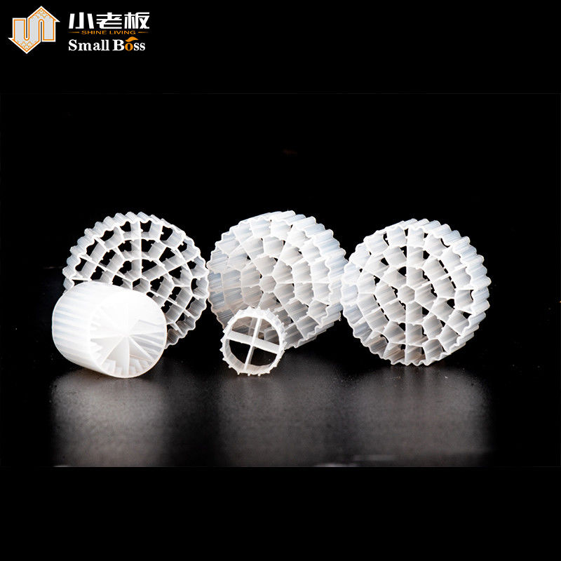 PE38 Moving Bed Biofilm Reactor White Natural Color Virgin HDPE Material Mbbr Carrier