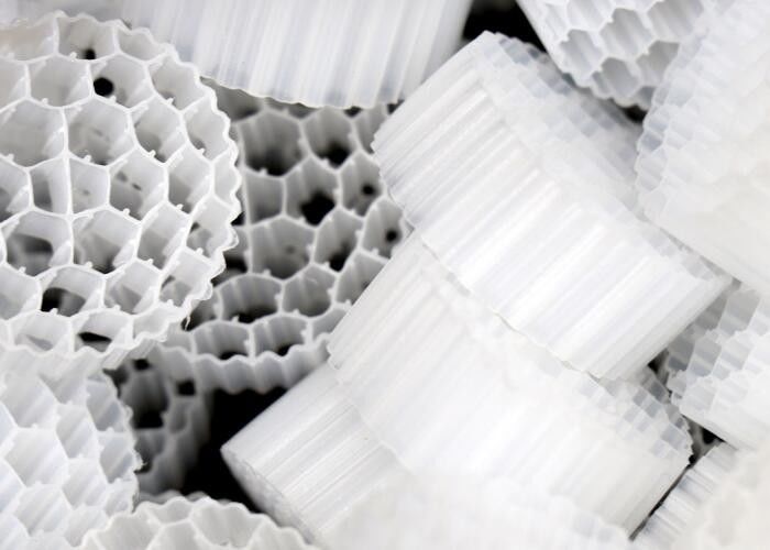 China Factory New Mould Bio Media Aquaculture HDPE MBBR Bio Filter Media Biomass Carrier Floating Media