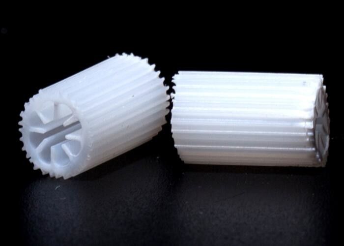 Heavy PE08 MBBR Filter Media Virgin HIPS Material For Waste Water Treatment White color biomass media