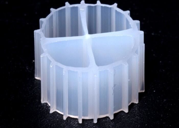 White Color Plastic Filter Media Virgin HDPE Material MBBR Bio Balls For RAS
