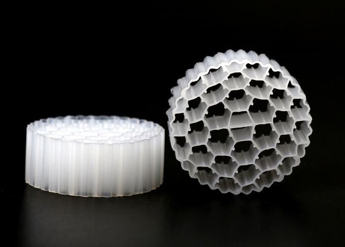 Moving Bed Biofilm Reactor MBBR Carrier Bio Balls For Chemcial Water Treatment