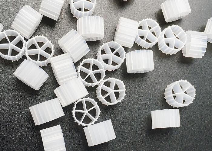 Biofilm MBBR Filter Carrier Hot For Shrimp Farming RAS Water Treatment 10*7mm