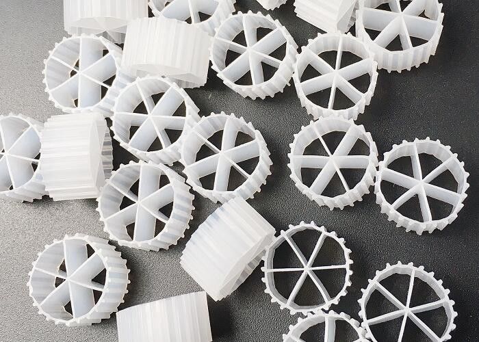 Fish Farming White Mbbr Filter Biocell Water Treatment 16*10mm Big Area