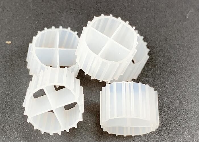 White Color MBBR Media Biofilm Carrier With Super Decarburization And Virgin HDPE Material