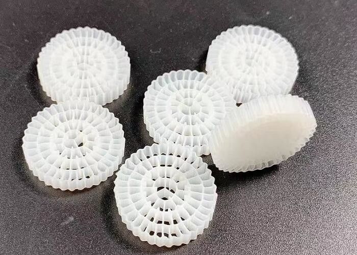 HDPE Mbbr Carrier Bio Filter For Fish Farm Suspended Beds 25x4MM