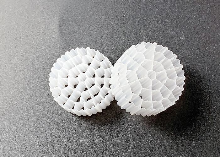 Super Decarburization Media Filtration MBBR K1 Filter Media Non Toxic