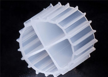 White Color MBBR Filter Media With Virgin HDPE Material And Long Life Span For RAS