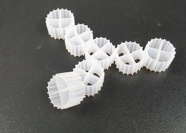 White Color MBBR Pond Biocell Filter Media Virgin HDPE Material And Floating For RAS